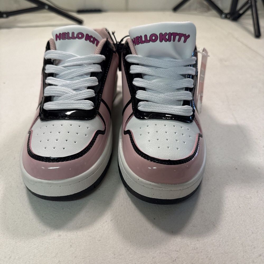 Sanrio Hello Kitty Sneakers Womens‎ Size 7 Pink/White Kawaii Cute Shoes Rare